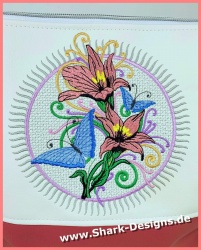 Embroidery file lilies in 8...