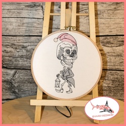 Embroidery file Xmas Skull