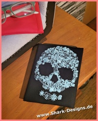 Floral Skull in 5 Uni-Größen