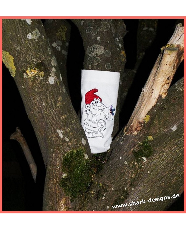 Embroidery design christmas gnomes 2 motifs in 9 sizes each dwarf